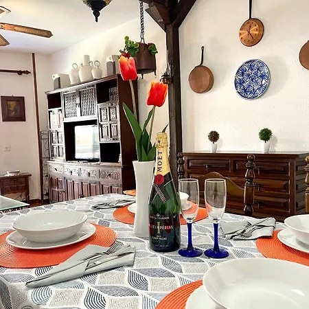 Vistas Playa Y Climatizado 坎布里尔斯