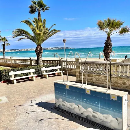 Apartbeach Marina Playa Climatizado Piscina Y Parking Cambrils